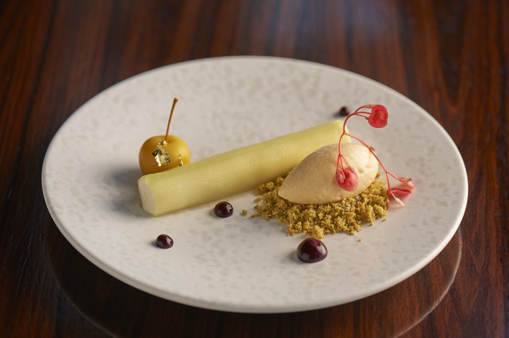 aqua shard Apple Week dessert.jpg